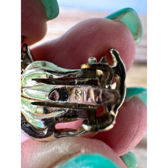 Vintage Star Gold-Tone Crescent Moon Clip-On Earrings With Ornate Rope Border - Picture 6 of 6